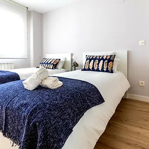 Sea & Mountain Views. Wifi, Parking Mundaka